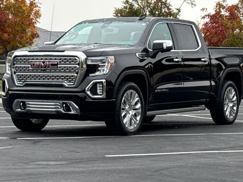 Used 2022 GMC Sierra 1500 Denali w/ Denali Reserve Package image 9