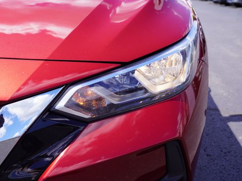 Used 2023 Nissan Sentra SV FWD image 13