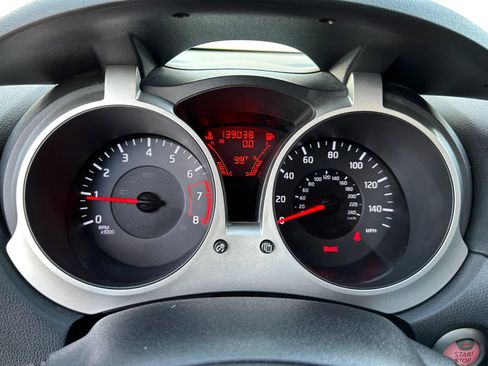 Used 2014 Nissan Juke SV FWD image 10