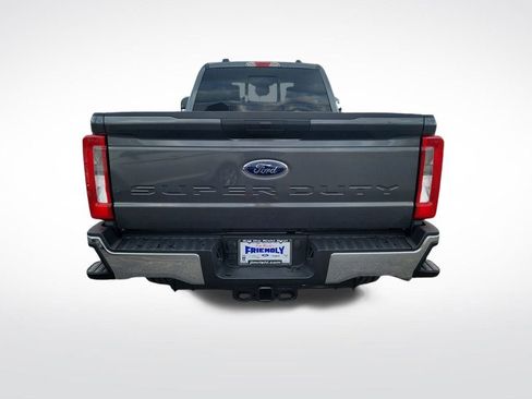 New 2026 Ford F250 XLT w/ FX4 Off-Road Package image 8
