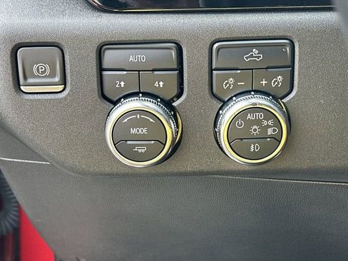 Certified 2023 GMC Sierra 1500 Elevation image 17