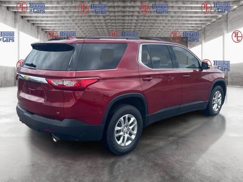 Used 2020 Chevrolet Traverse LT w/ Driver Confidence II Package AWD/4WD image 5