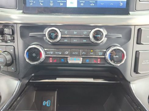 Used 2023 Ford F150 Lariat AWD/4WD image 33