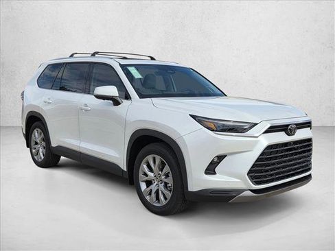 New 2026 Toyota Grand Highlander AWD image 7
