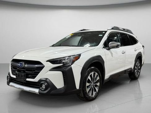 Used 2023 Subaru Outback Touring XT w/ Tech Package 3 AWD/4WD image 7