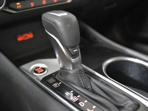 Used 2024 Nissan Altima 2.5 SV FWD image 28