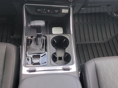 New 2026 Kia Carnival SX image 17