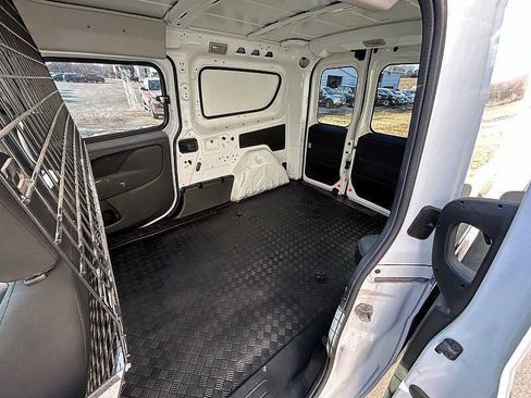 Used 2017 RAM ProMaster City Tradesman SLT w/ Rear Back-up Camera Group image 48