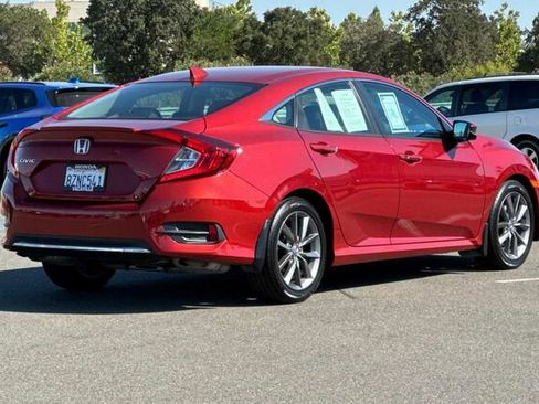 Used 2019 Honda Civic EX image 4