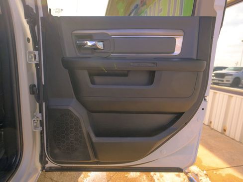 Used 2023 RAM 1500 Classic SLT w/ Electronics Group image 19