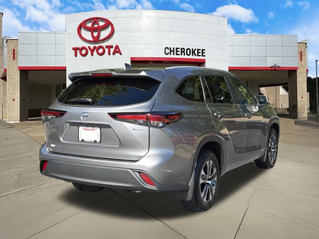 Used 2026 Toyota Highlander XLE AWD/4WD image 5