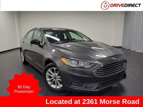 Used 2020 Ford Fusion SE image 1
