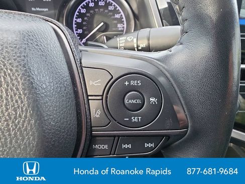 Used 2022 Toyota Camry SE FWD image 23