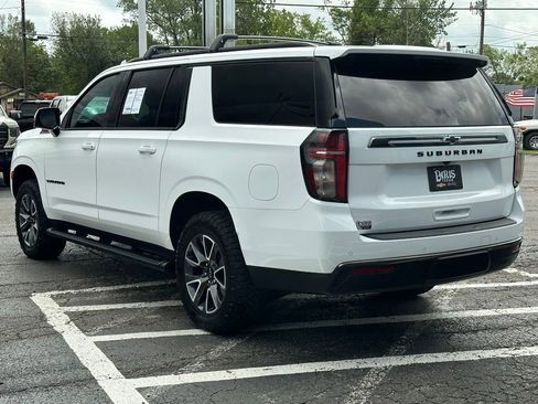 Used 2021 Chevrolet Suburban Z71 w/ Luxury Package AWD/4WD image 7