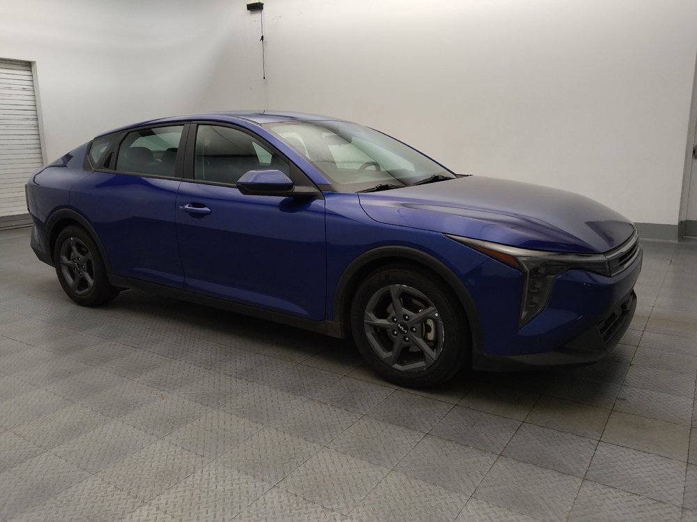 Used 2025 Kia K4 FWD image 11