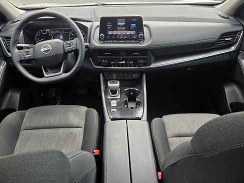 Used 2026 Nissan Rogue SV w/ Cold Weather Package FWD image 13