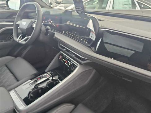 New 2025 Audi SQ5 Premium Plus image 12