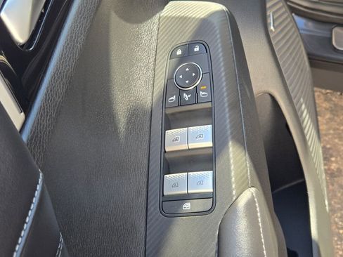 New 2026 Mitsubishi Outlander SEL image 23