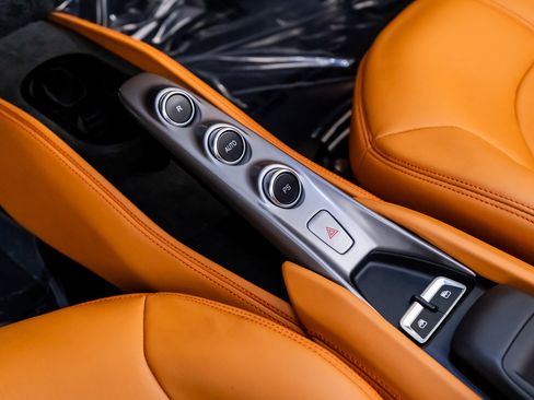 Used 2022 Ferrari F8 Tributo image 30