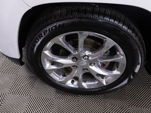 Used 2020 Jeep Grand Cherokee Summit image 48