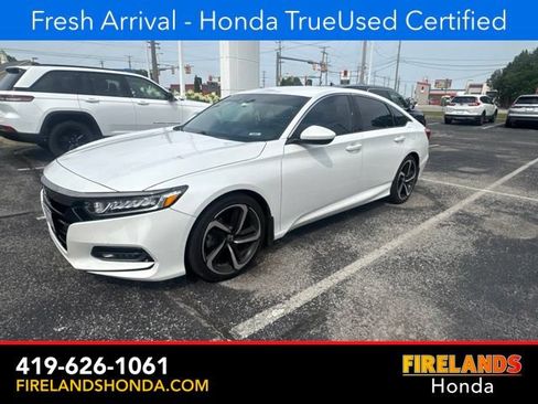 Used 2018 Honda Accord Sport image 2