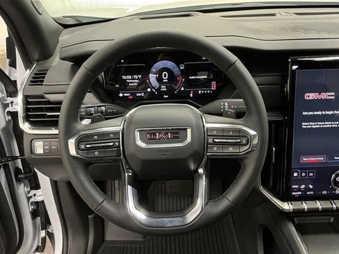 New 2026 GMC Acadia Elevation w/ Elevation Premium Package AWD/4WD image 12