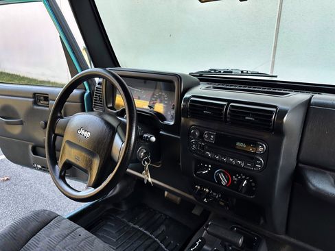 Used 2004 Jeep Wrangler X w/ Full Face Tire & Wheel Group image 30