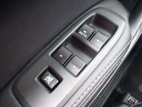 Used 2021 Ford Ranger Lariat w/ Equipment Group 501A High image 46