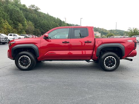 Used 2024 Toyota Tacoma Limited image 8