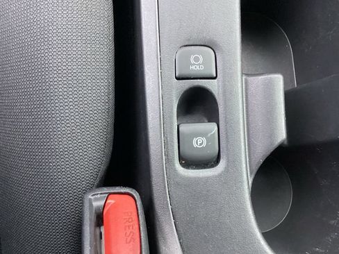Used 2025 Toyota Corolla LE FWD image 25