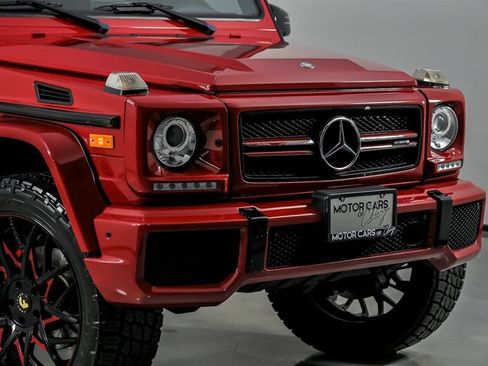 Used 2017 Mercedes-Benz G 63 AMG 4MATIC image 3