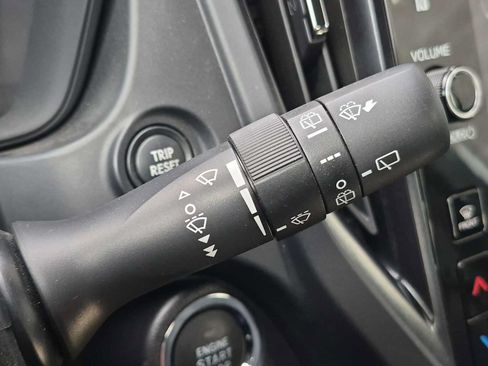 Used 2026 Subaru Forester Premium AWD/4WD image 25