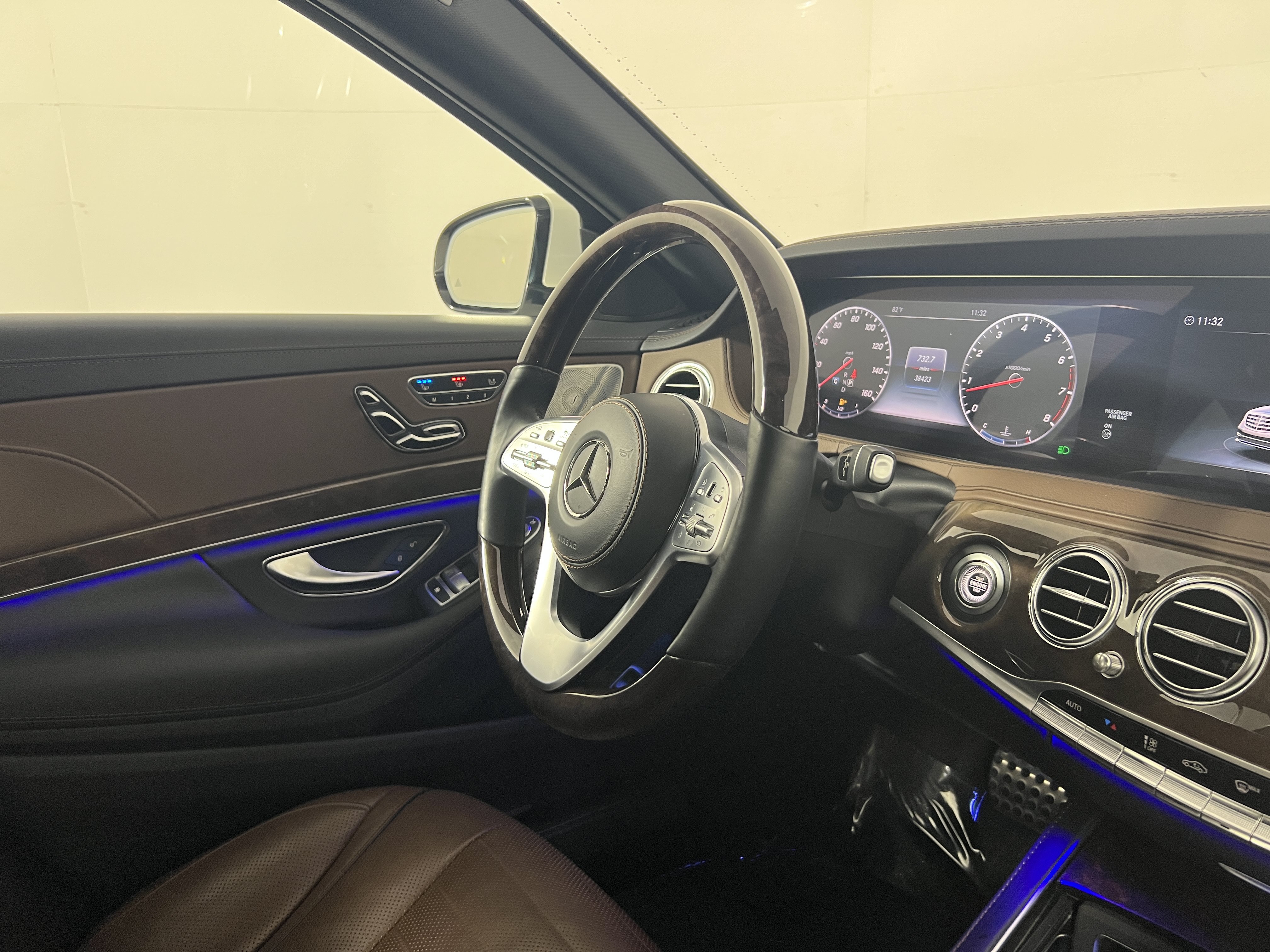 Used 2019 Mercedes-Benz S 560 4MATIC Sedan image 10