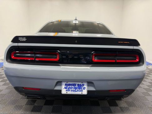 Used 2022 Dodge Challenger R/T Scat Pack RWD image 10
