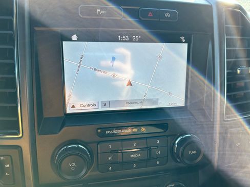 Used 2018 Ford F150 XLT w/ Equipment Group 302A Luxury image 22