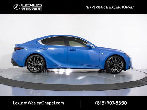 Used 2022 Lexus IS 350 F Sport RWD image 4
