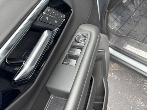 Used 2026 Chevrolet Tahoe Z71 AWD/4WD image 30