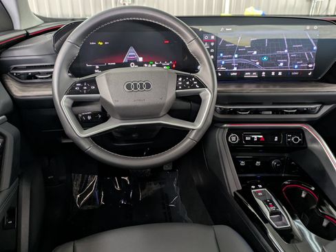Used 2025 Audi Q5 Premium w/ Convenience Package AWD/4WD image 8