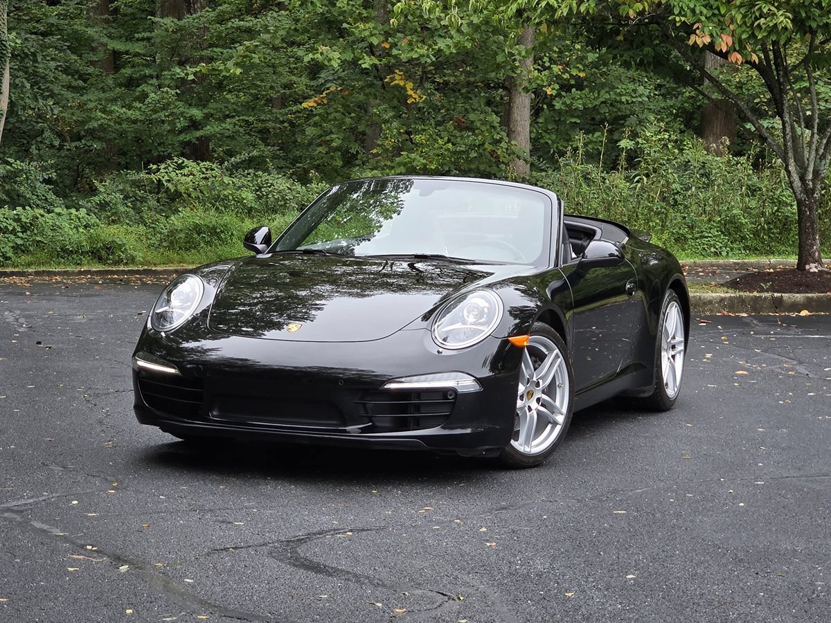 Used 2015 Porsche 911 Carrera RWD image 1