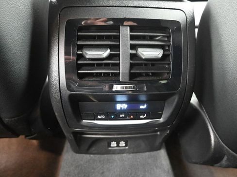Used 2024 BMW X3 xDrive30i AWD/4WD image 29