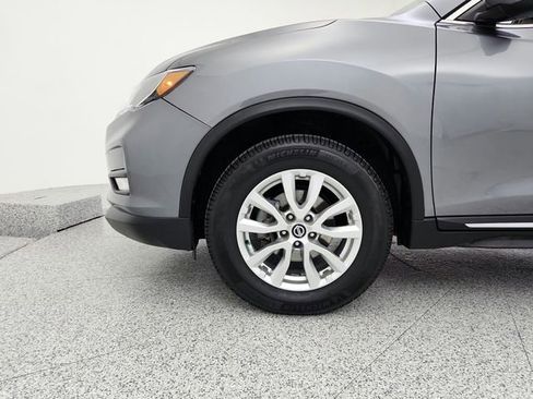 Used 2017 Nissan Rogue SL image 34