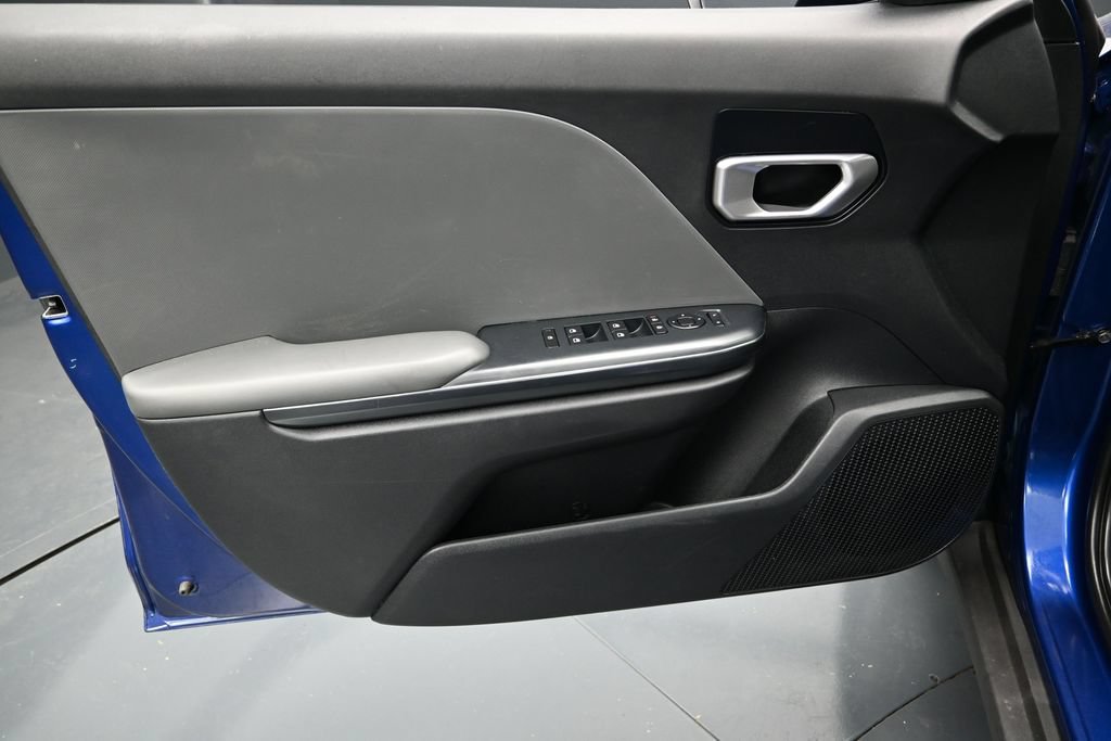 Used 2025 Kia K4 FWD image 19