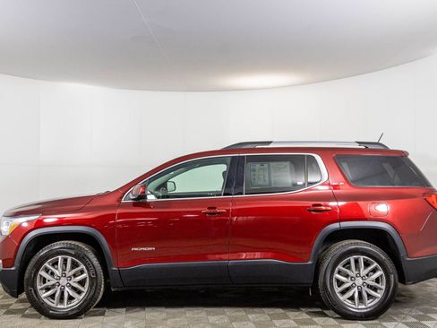 Used 2017 GMC Acadia SLE image 19