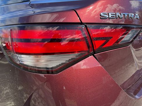 Certified 2025 Nissan Sentra SV image 21