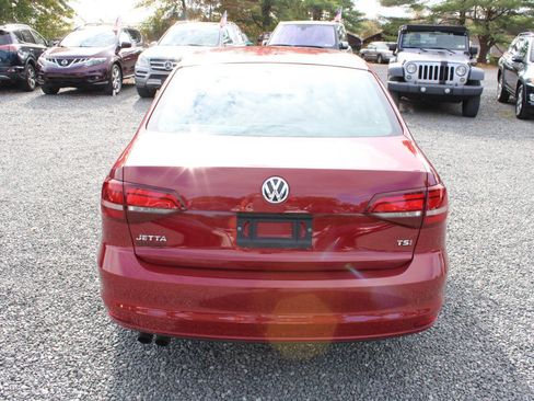Used 2017 Volkswagen Jetta S image 8