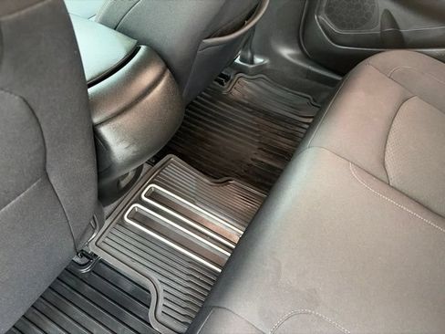 Used 2024 Chevrolet Malibu RS FWD image 31
