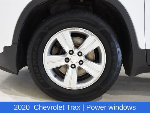 Used 2020 Chevrolet Trax LS FWD image 6