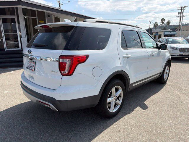 Used 2016 Ford Explorer XLT AWD/4WD image 7