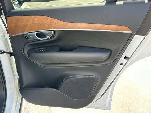 Certified 2023 Volvo XC90 T8 Plus image 22