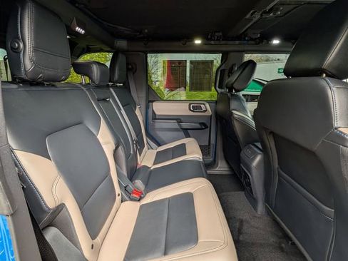 Used 2024 Ford Bronco Wildtrak AWD/4WD image 33